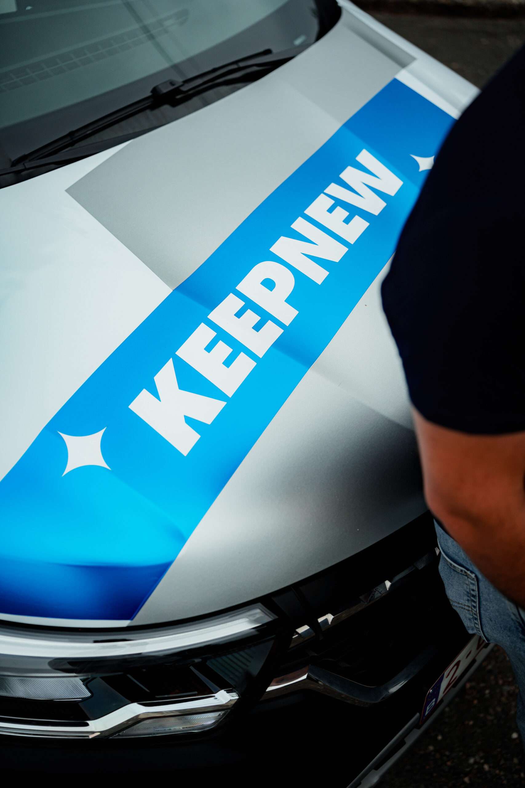 Logo KeepNew - Expert en nettoyage de voitures, canapés et matelas à domicile